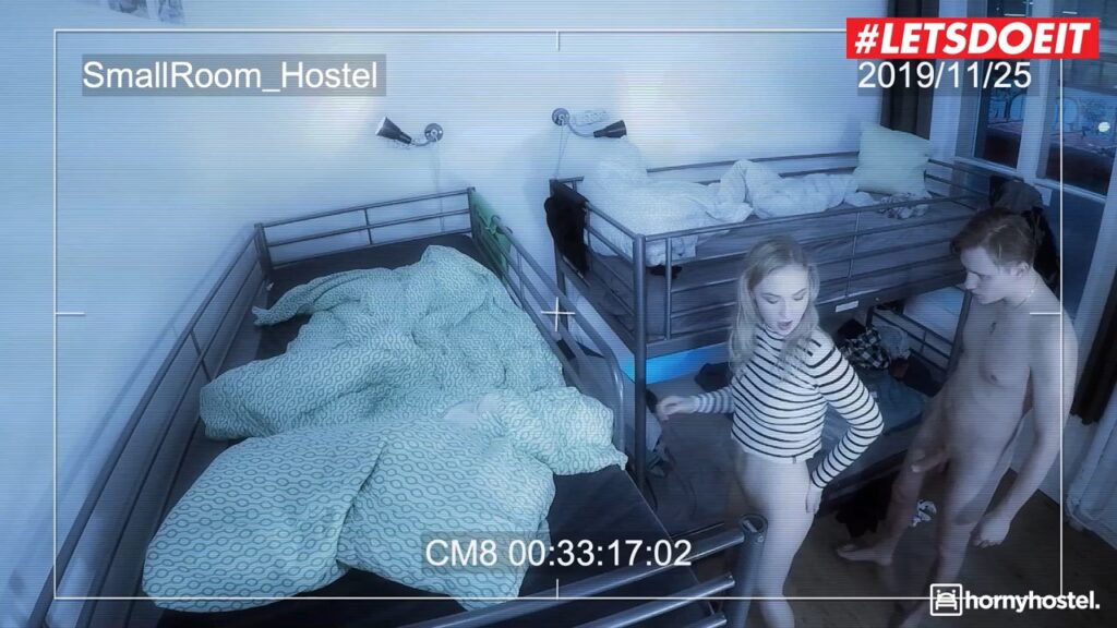 LETSDOEIT-HORNY HOSTEL โรงแรมห้องรวม แอบดมกางเกงในสาวร่วมห้องก่อนจะอ่อยด้วยการนอนแก้ผ้า โดนสาวสวยจับโม๊คก่อนจะเย็ดกันแล้วชักมาแตกใส่ปาก